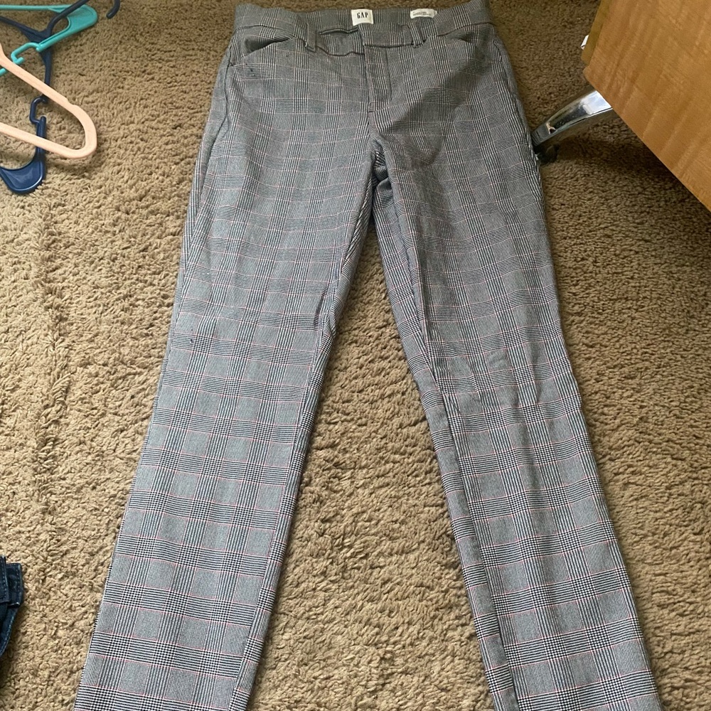 Brand new. Never worn but took the tag off.